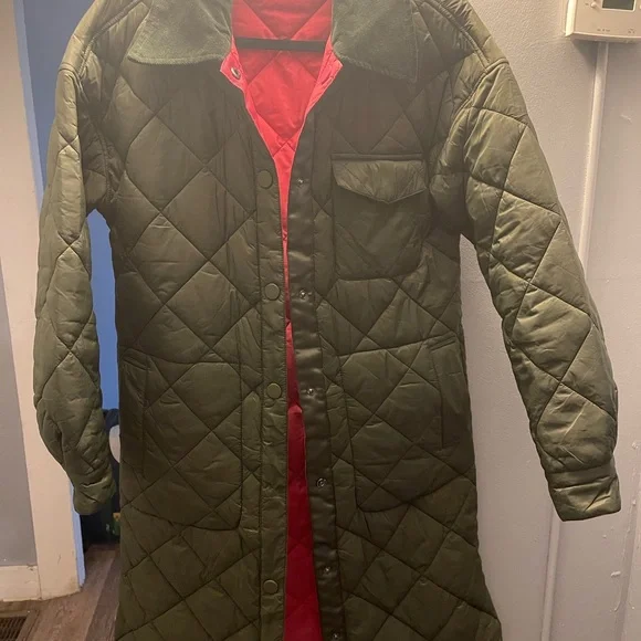 NVLT Quilted Long Green Coat - Picture 3 of 14